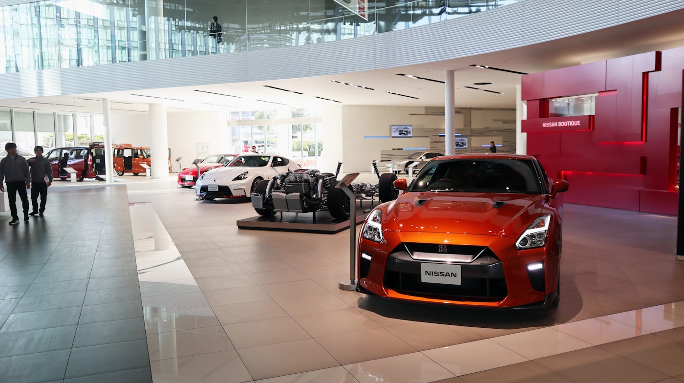 新車・中古車販売